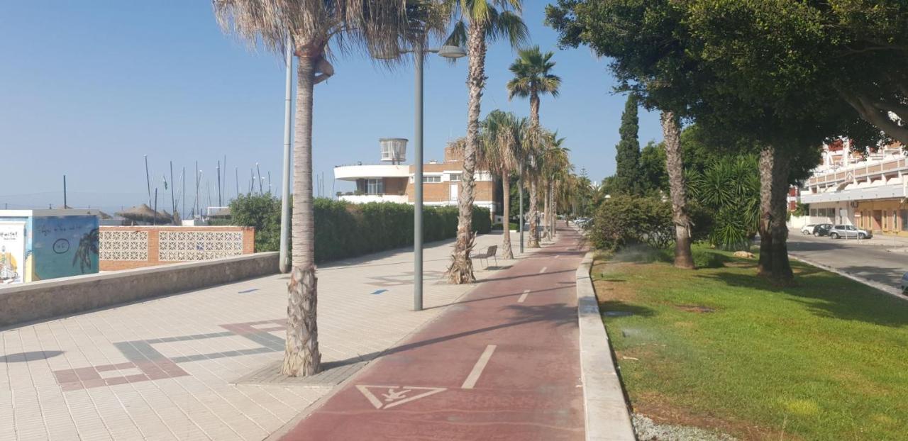 Casa 1ª Linea Paseo Maritimo Torre Del Mar Appartement Buitenkant foto