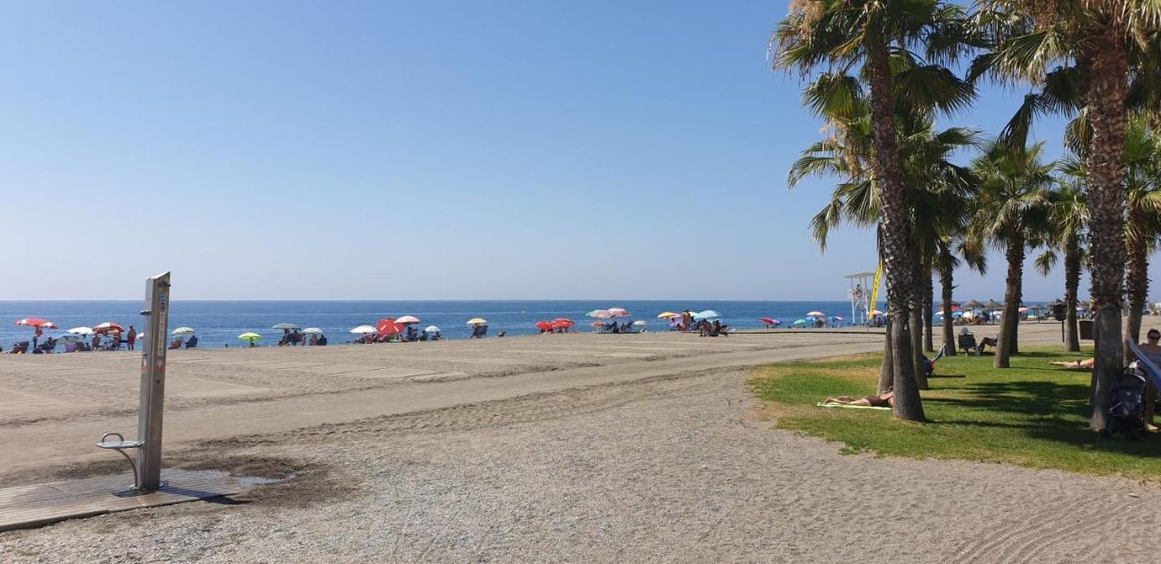 Casa 1ª Linea Paseo Maritimo Torre Del Mar Appartement Buitenkant foto