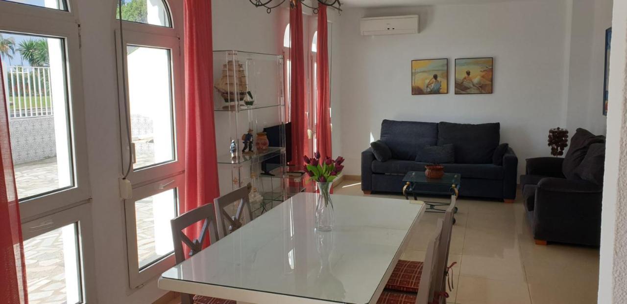Casa 1ª Linea Paseo Maritimo Torre Del Mar Appartement Buitenkant foto