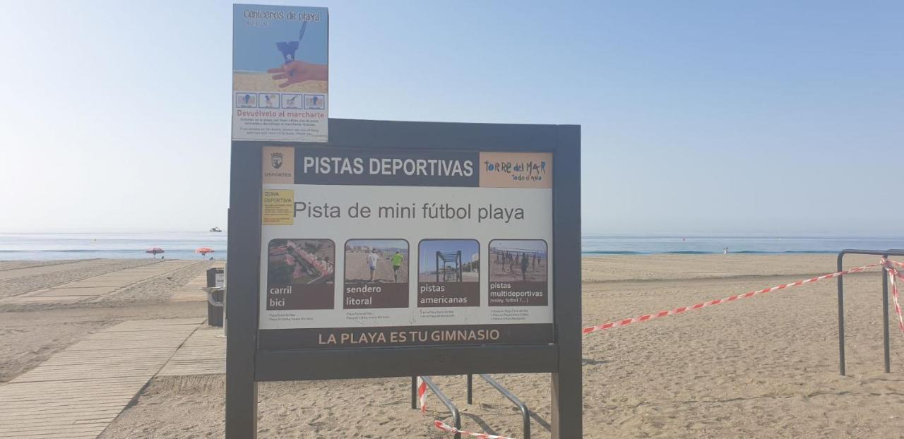 Casa 1ª Linea Paseo Maritimo Torre Del Mar Appartement Buitenkant foto
